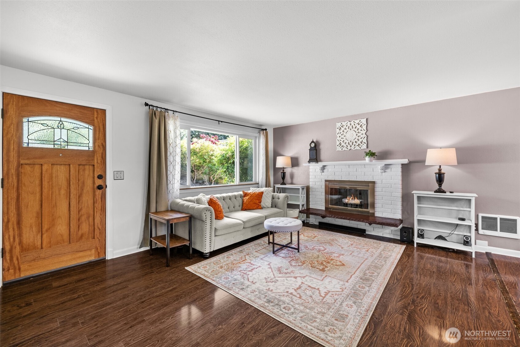 5629 146th Street Southwest Edmonds, WA 98026 - Photo 10 of 40 Gallery Image 10
