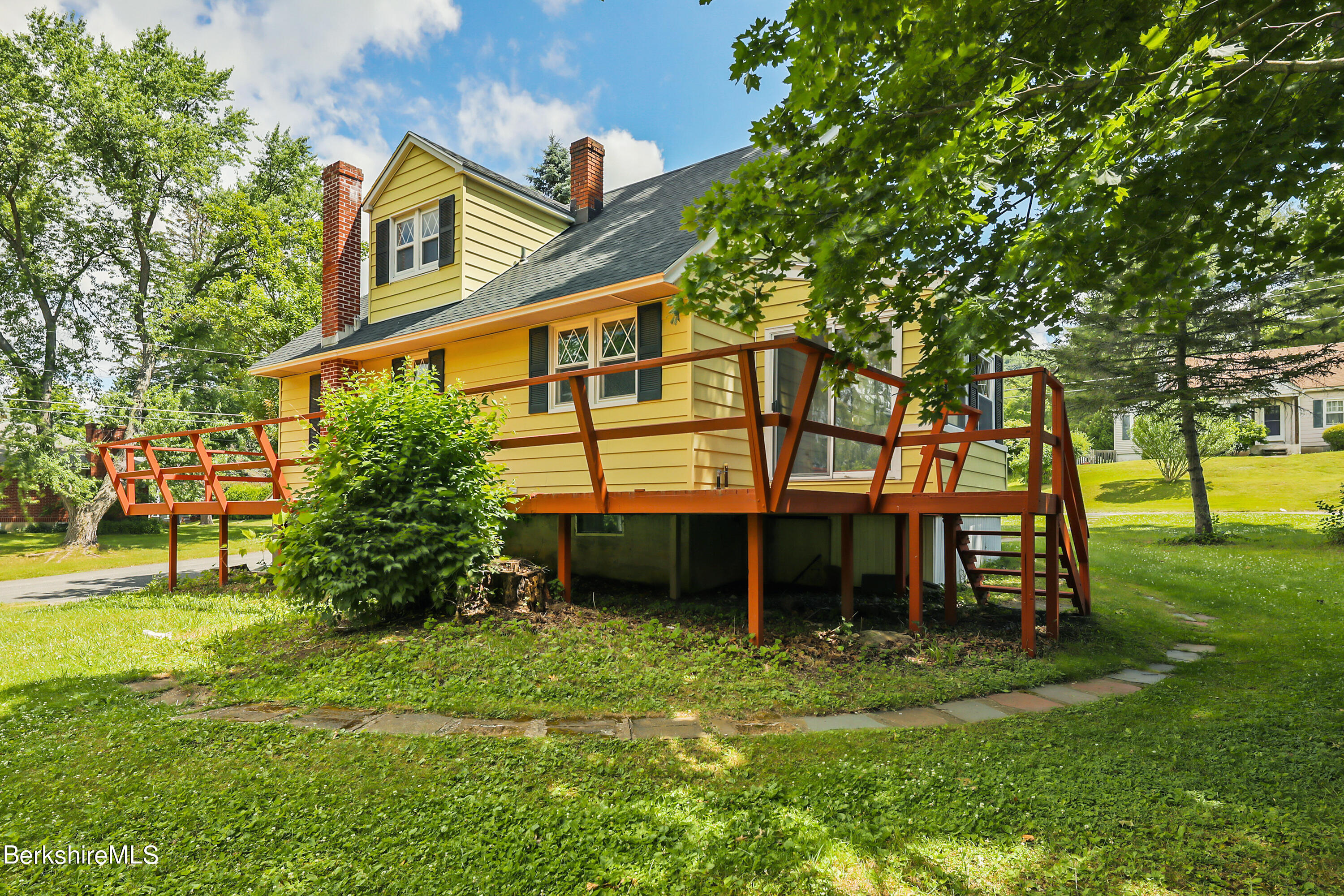 385 East Street Lee, MA 01238 - Photo 25 of 30 125 Exterior Back