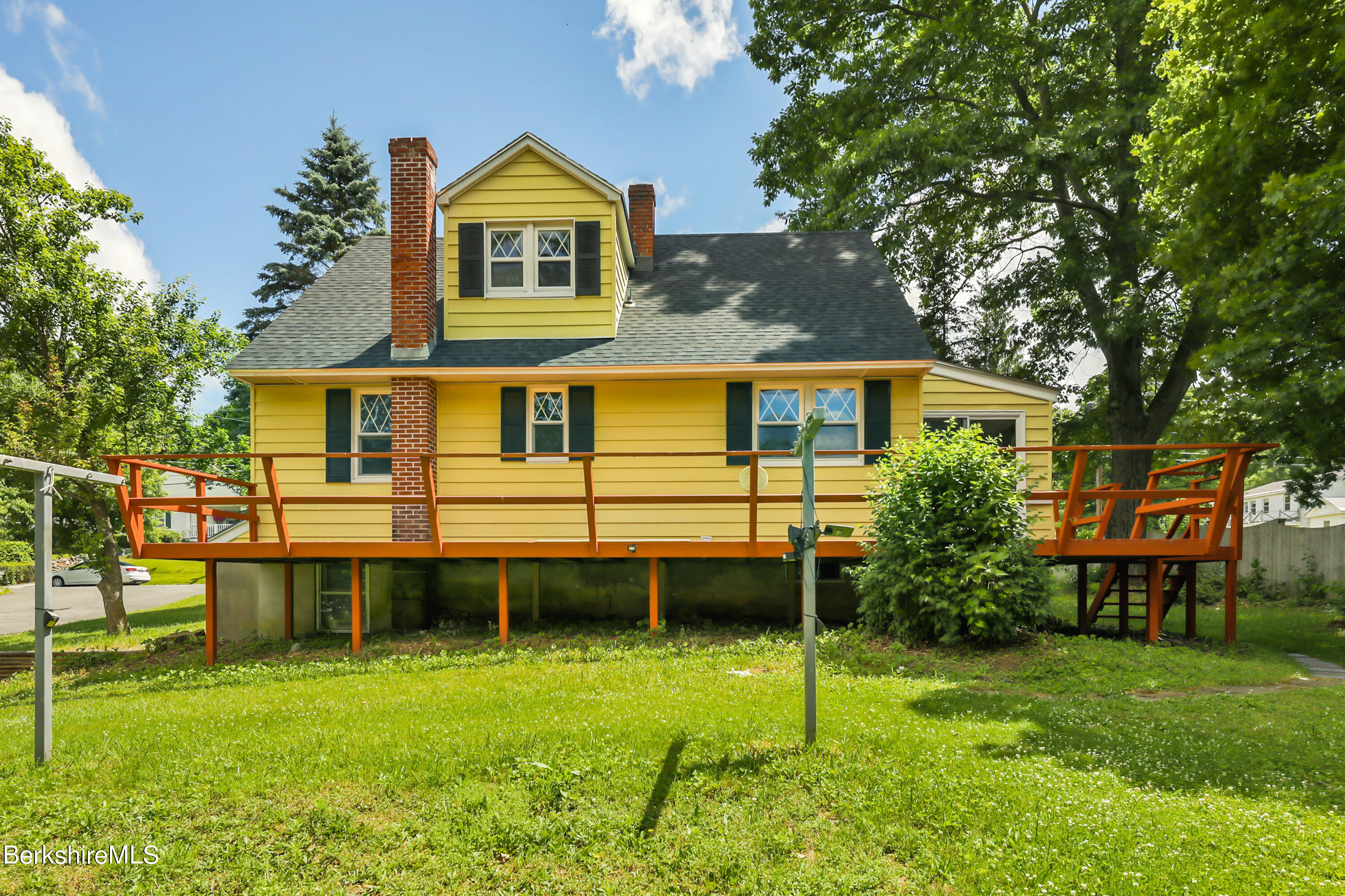385 East Street Lee, MA 01238 - Photo 26 of 30 130 Exterior Back