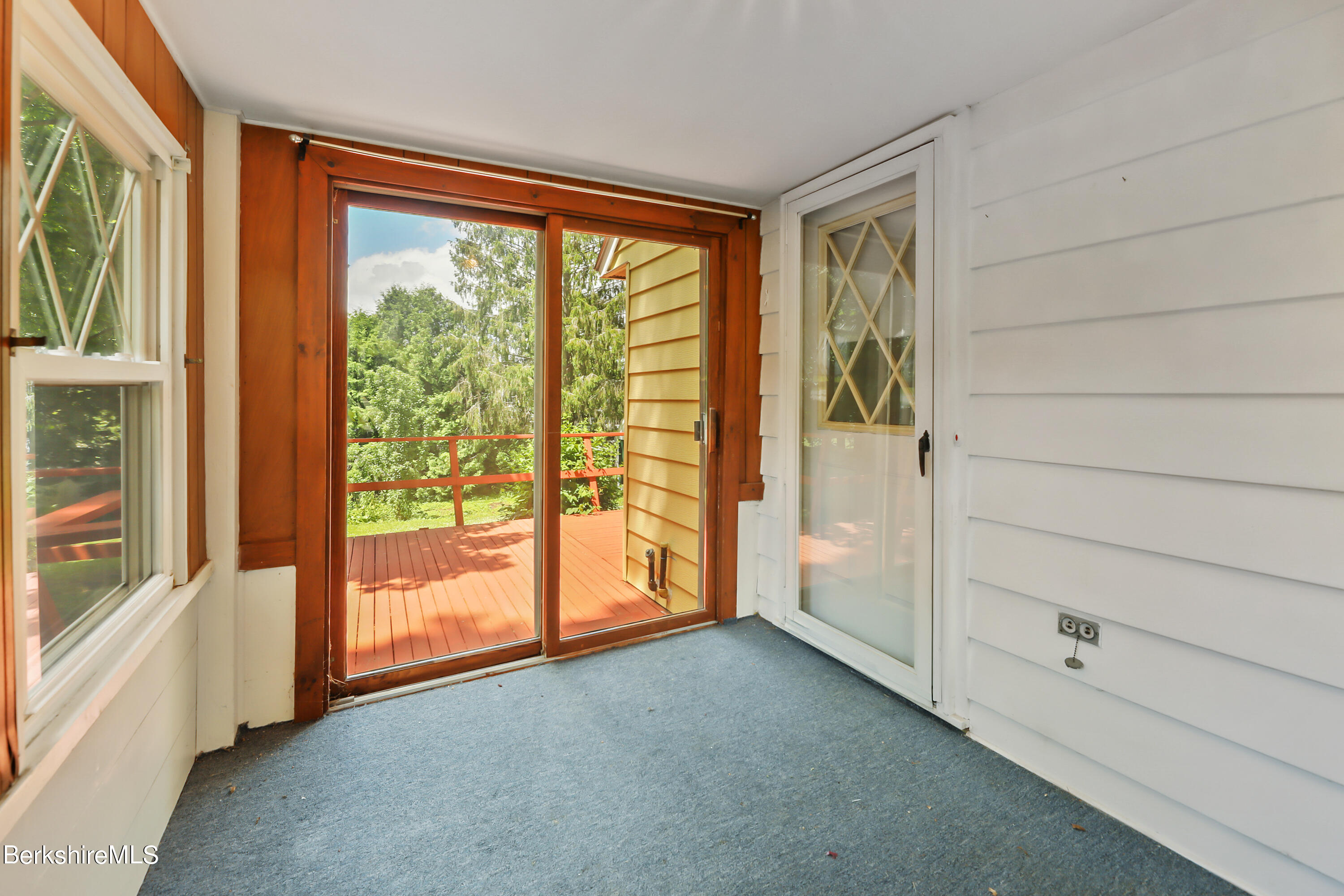 385 East Street Lee, MA 01238 - Photo 5 of 30 59 Screened Porch