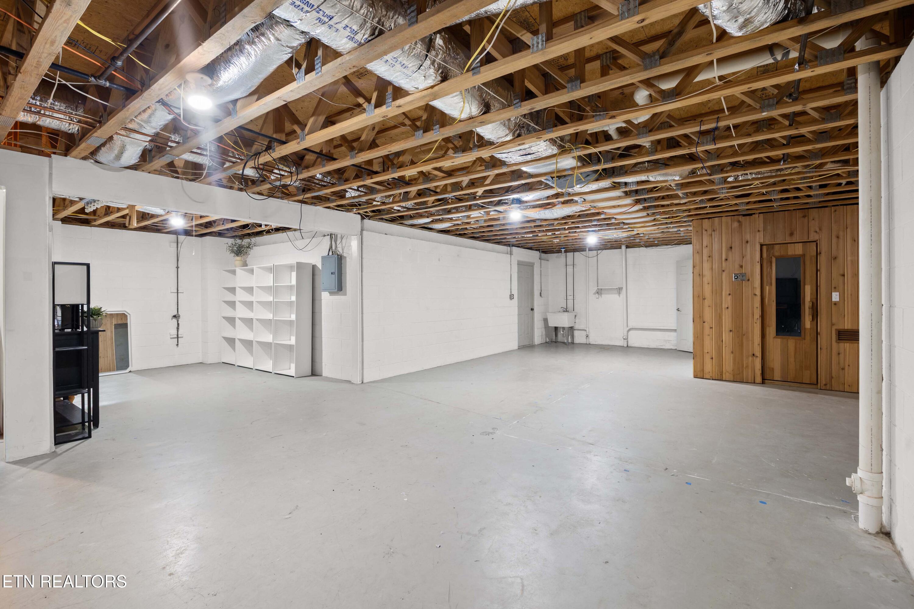 213 Whippoorwill Drive Oak Ridge, TN 37830 - Photo 28 of 42 5G4A4073