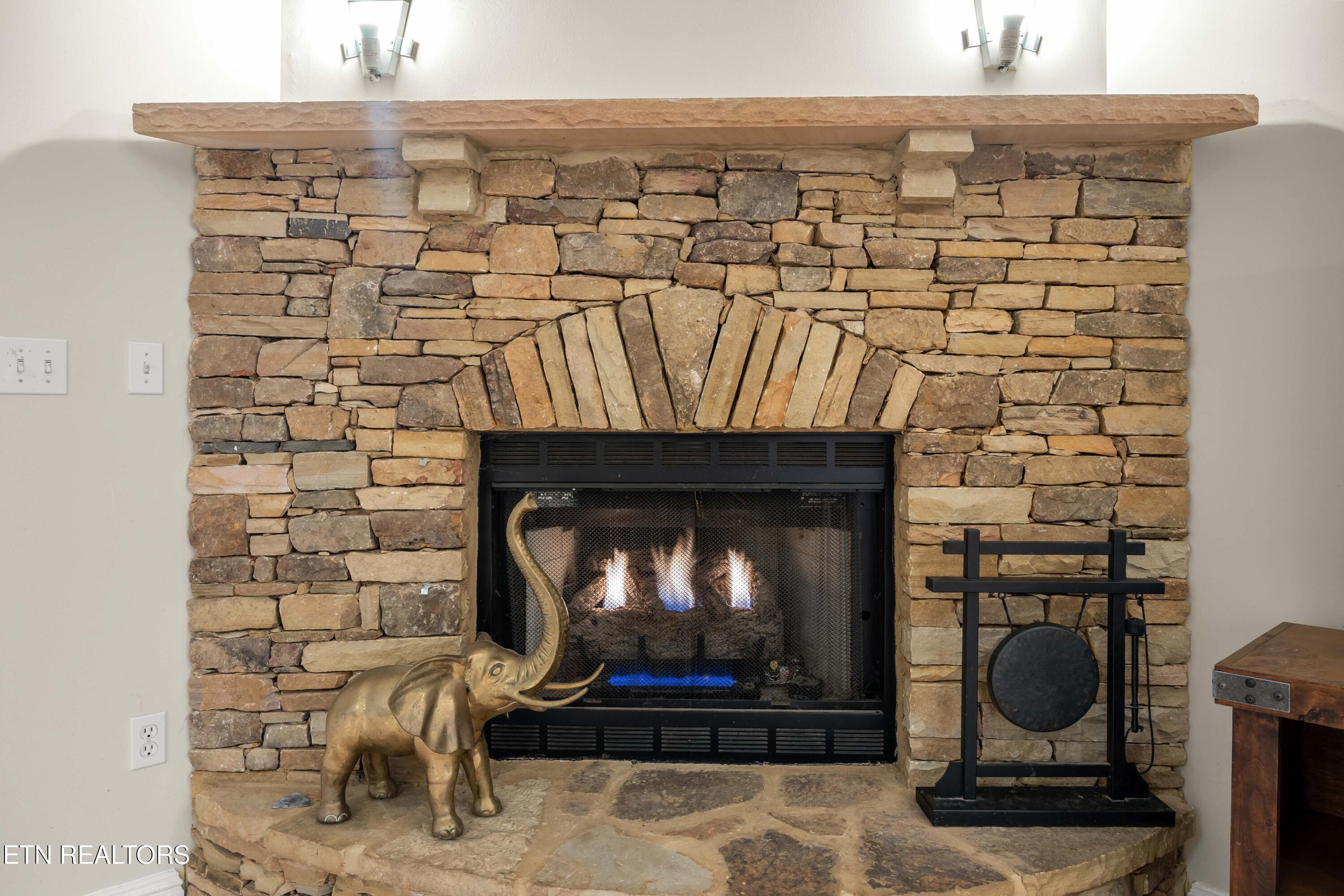 213 Whippoorwill Drive Oak Ridge, TN 37830 - Photo 30 of 42 5G4A4083