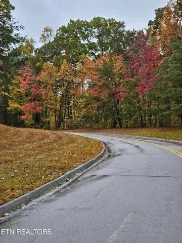 $729,900 | 213 Whippoorwill Drive, Oak Ridge, TN 37830