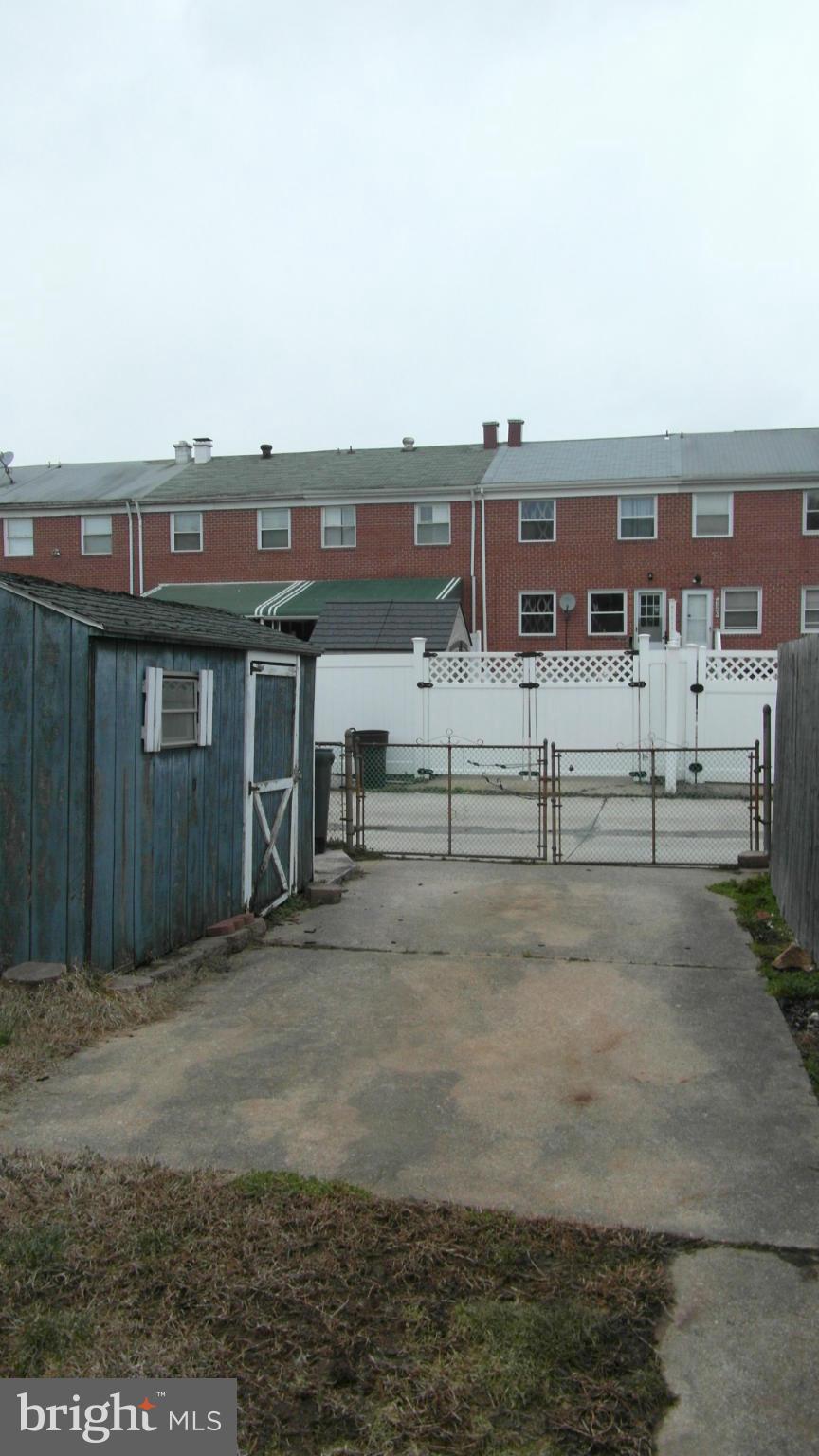 745 Seawall Road Baltimore, MD 21221 - Photo 4 of 29 Exterior (Rear)