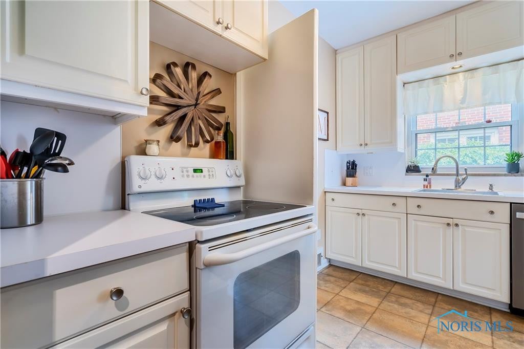 2340 Goddard Road Toledo, OH 43606 - Photo 19 of 37 Gallery Image 19