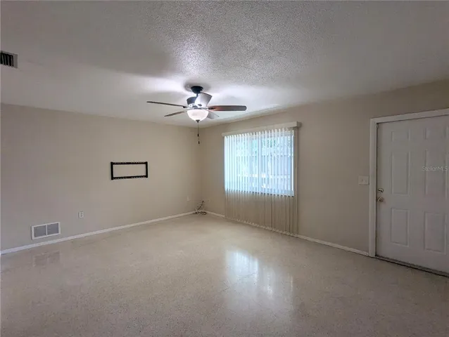 $1,995 | 85 Horton Circle, Sarasota, FL 34232