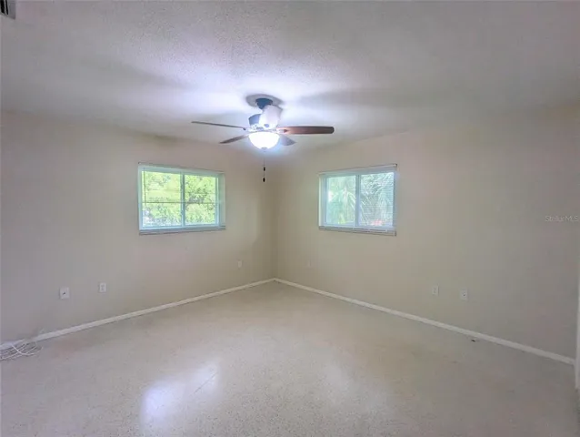 $1,995 | 85 Horton Circle, Sarasota, FL 34232
