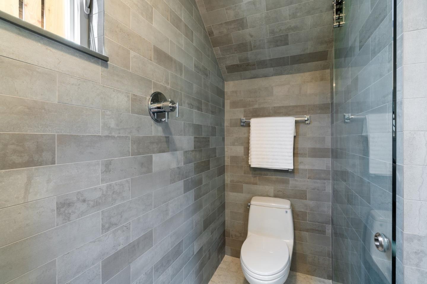 277 Kent Road Pacifica, CA 94044 - Photo 36 of 88