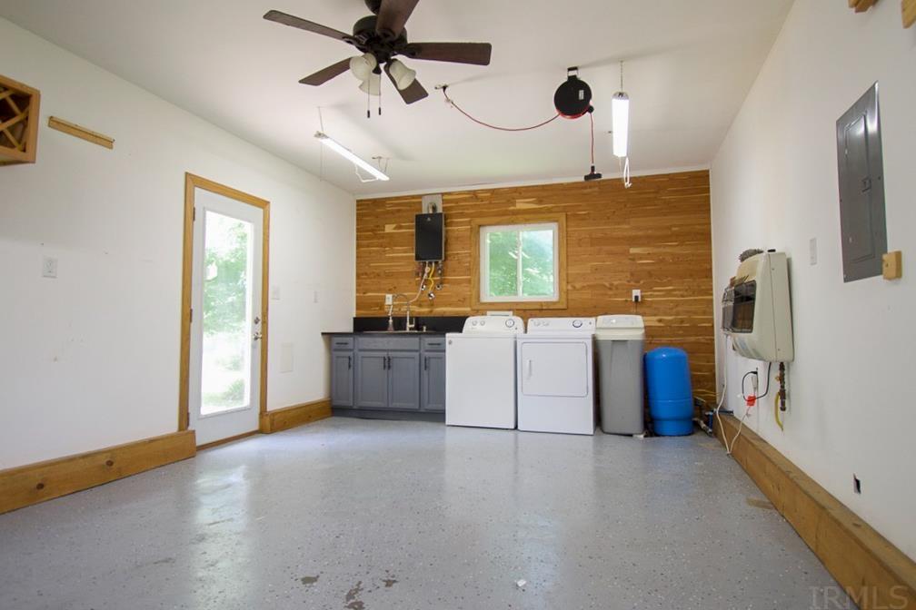 6155 Grand River Road Newburgh, IN 47630 - Photo 22 of 35 Gallery Image 22