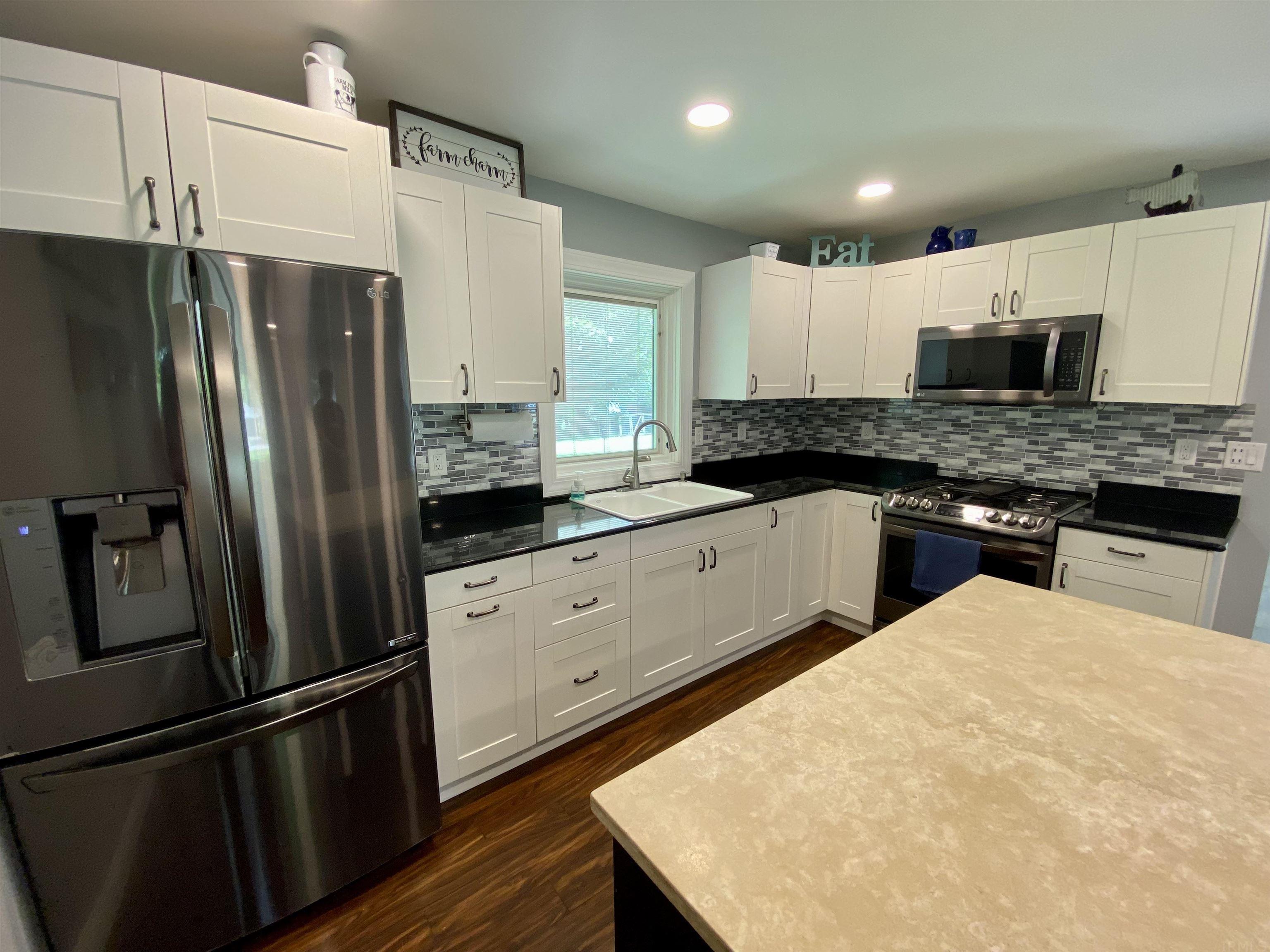 6155 Grand River Road Newburgh, IN 47630 - Photo 3 of 35 Gallery Image 3
