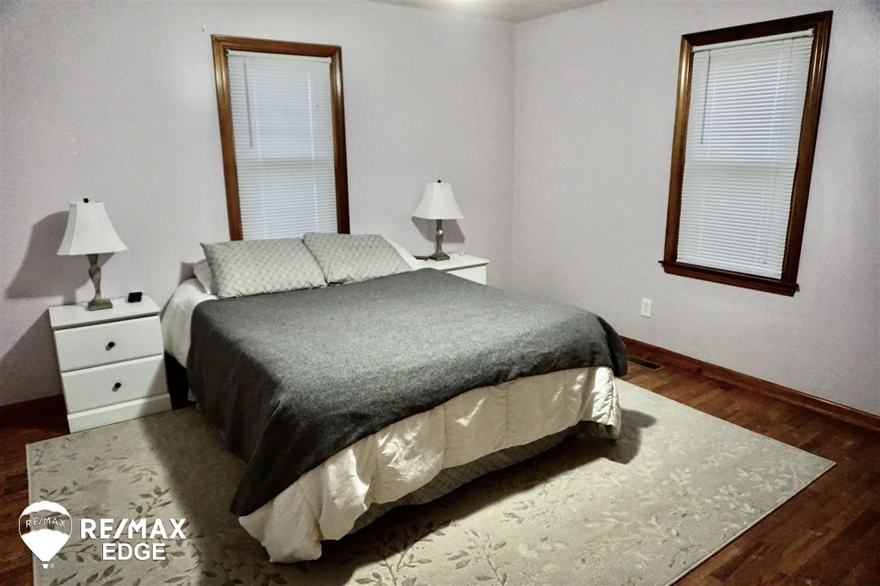 512 South Mckinley Road Flushing, MI 48433 - Photo 11 of 18