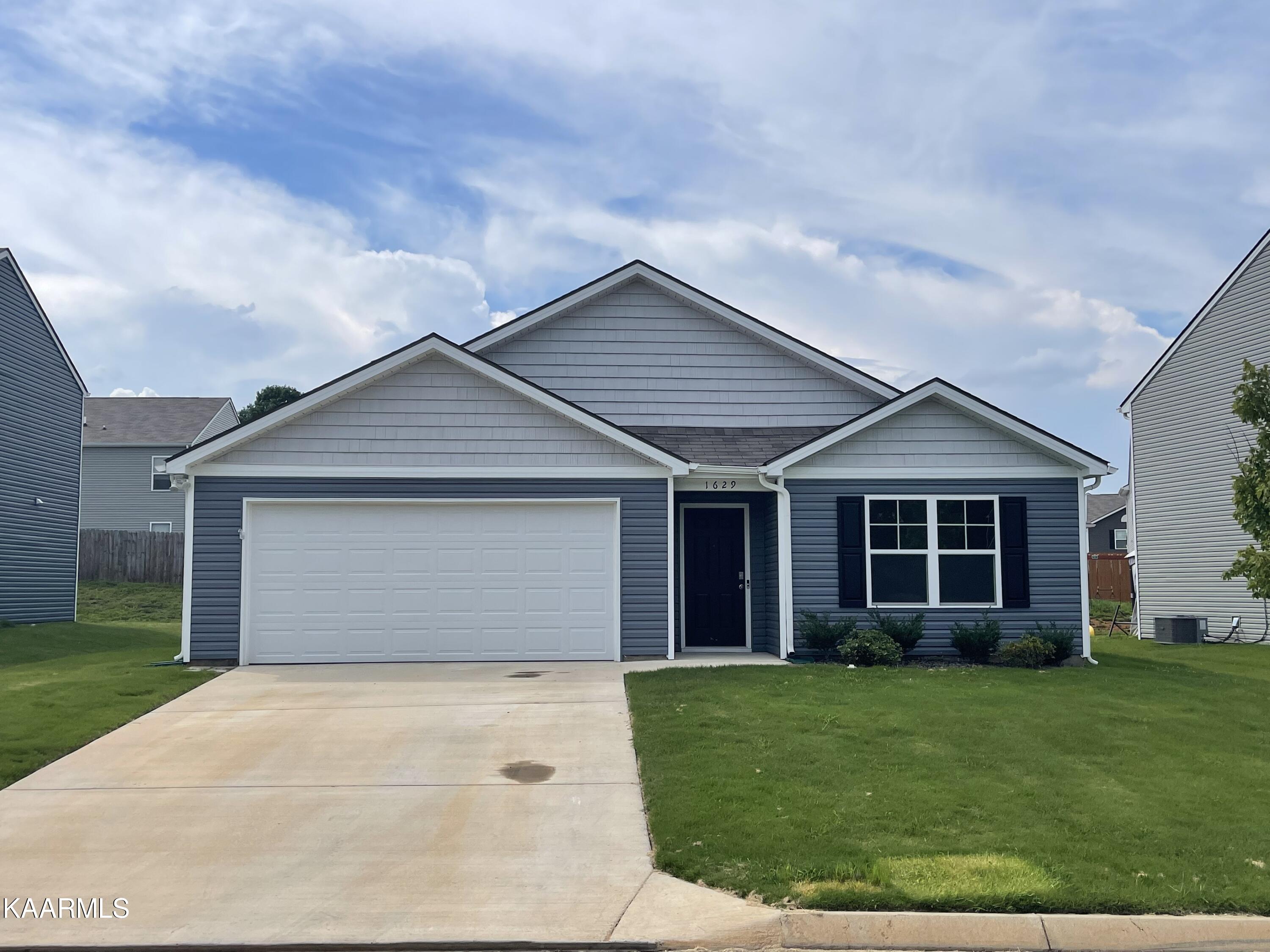 1629 River Poppy Road Mascot, TN 37806 - Photo 1 of 23 Front view