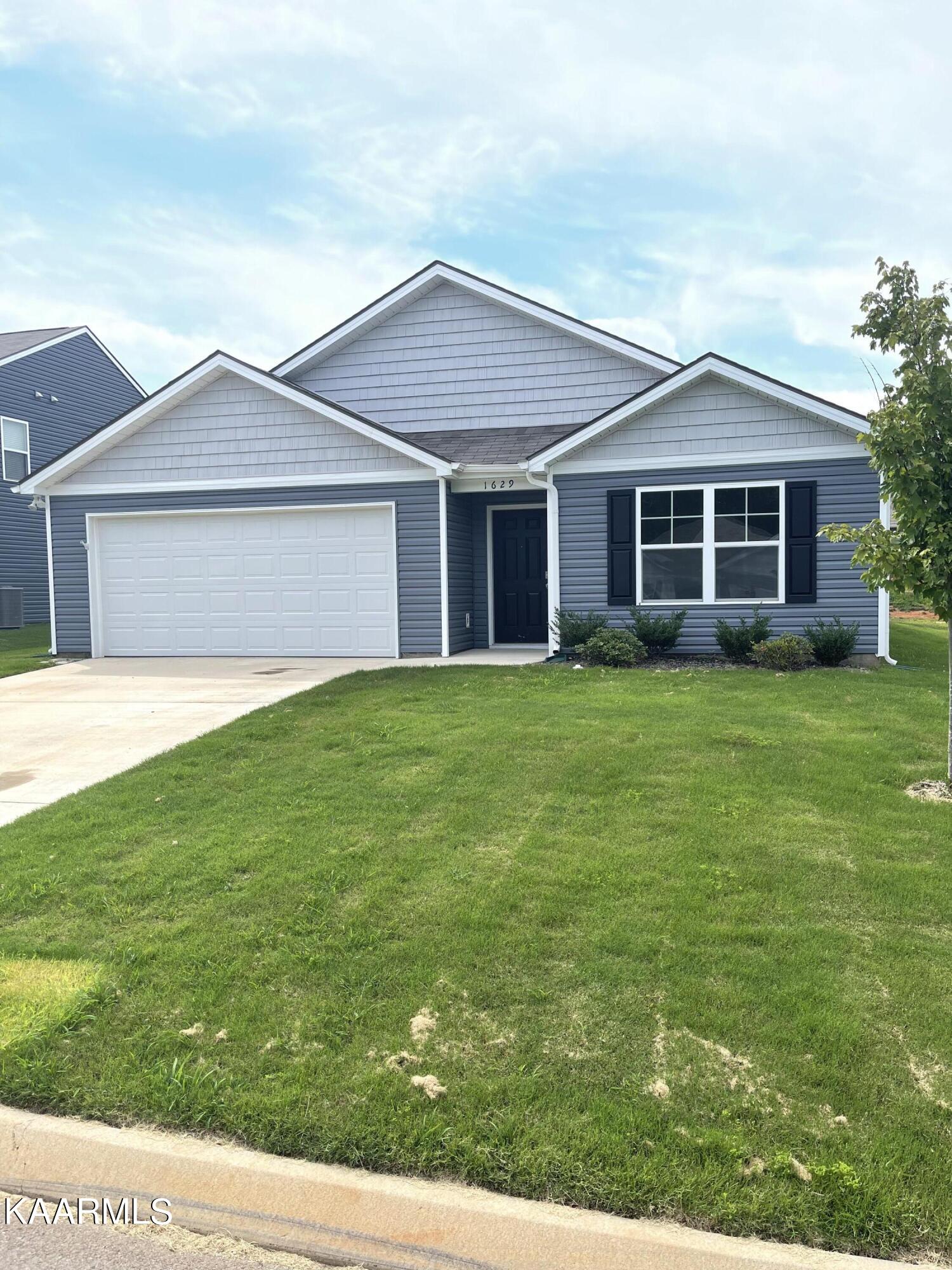 1629 River Poppy Road Mascot, TN 37806 - Photo 2 of 23 Front View