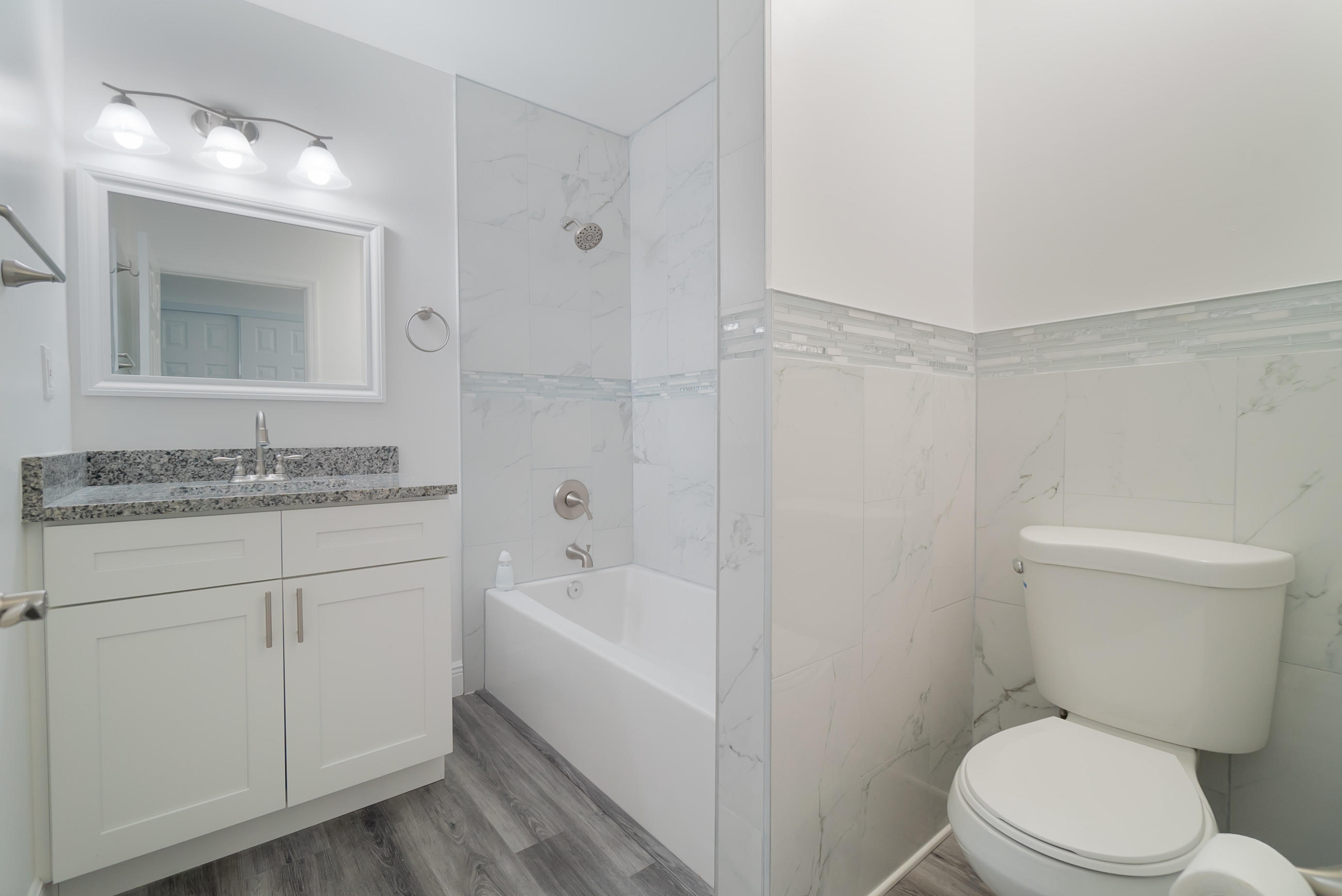 23040 Floralwood Lane Boca Raton, FL 33433 - Photo 11 of 31 Master Bath