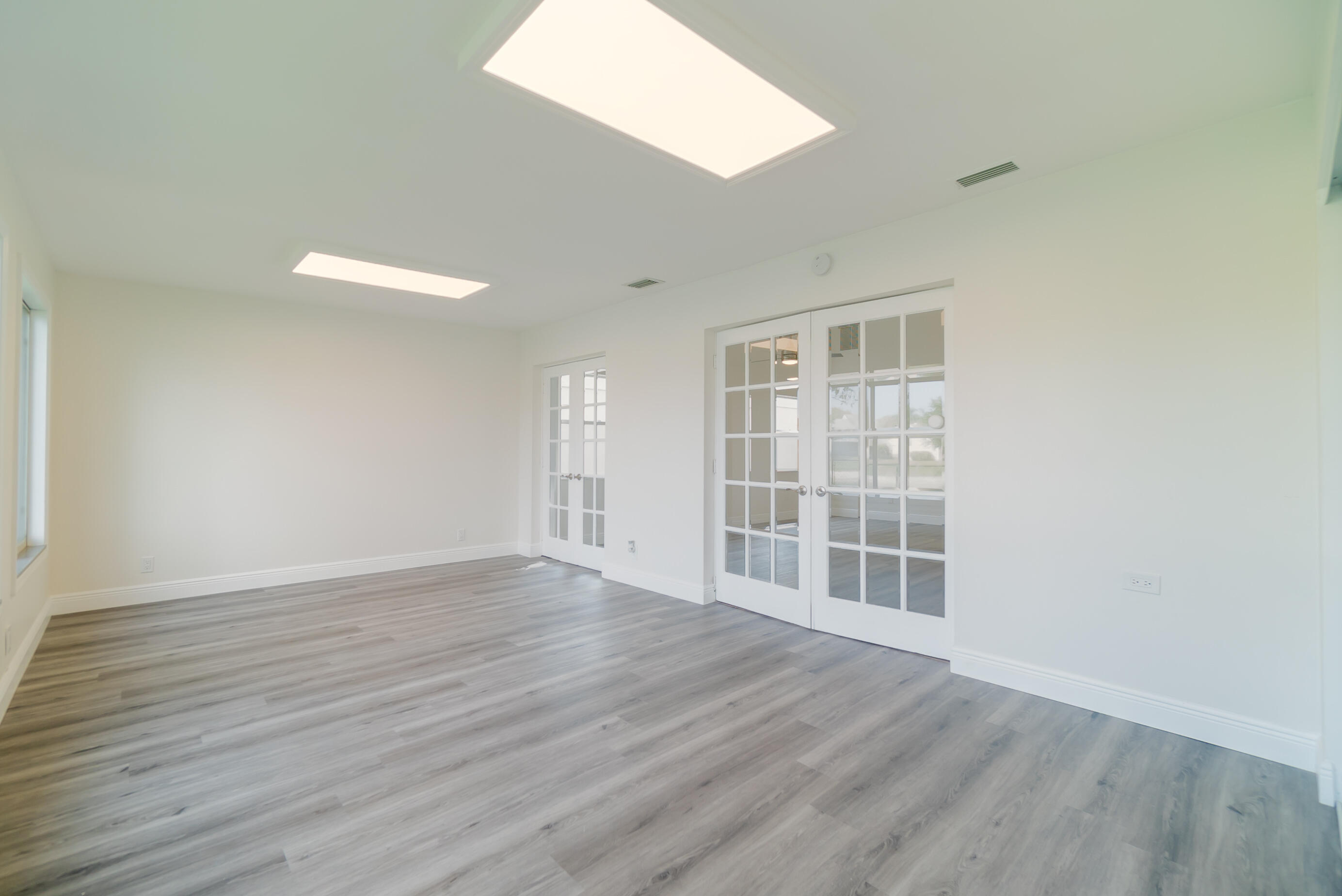 23040 Floralwood Lane Boca Raton, FL 33433 - Photo 23 of 31 22