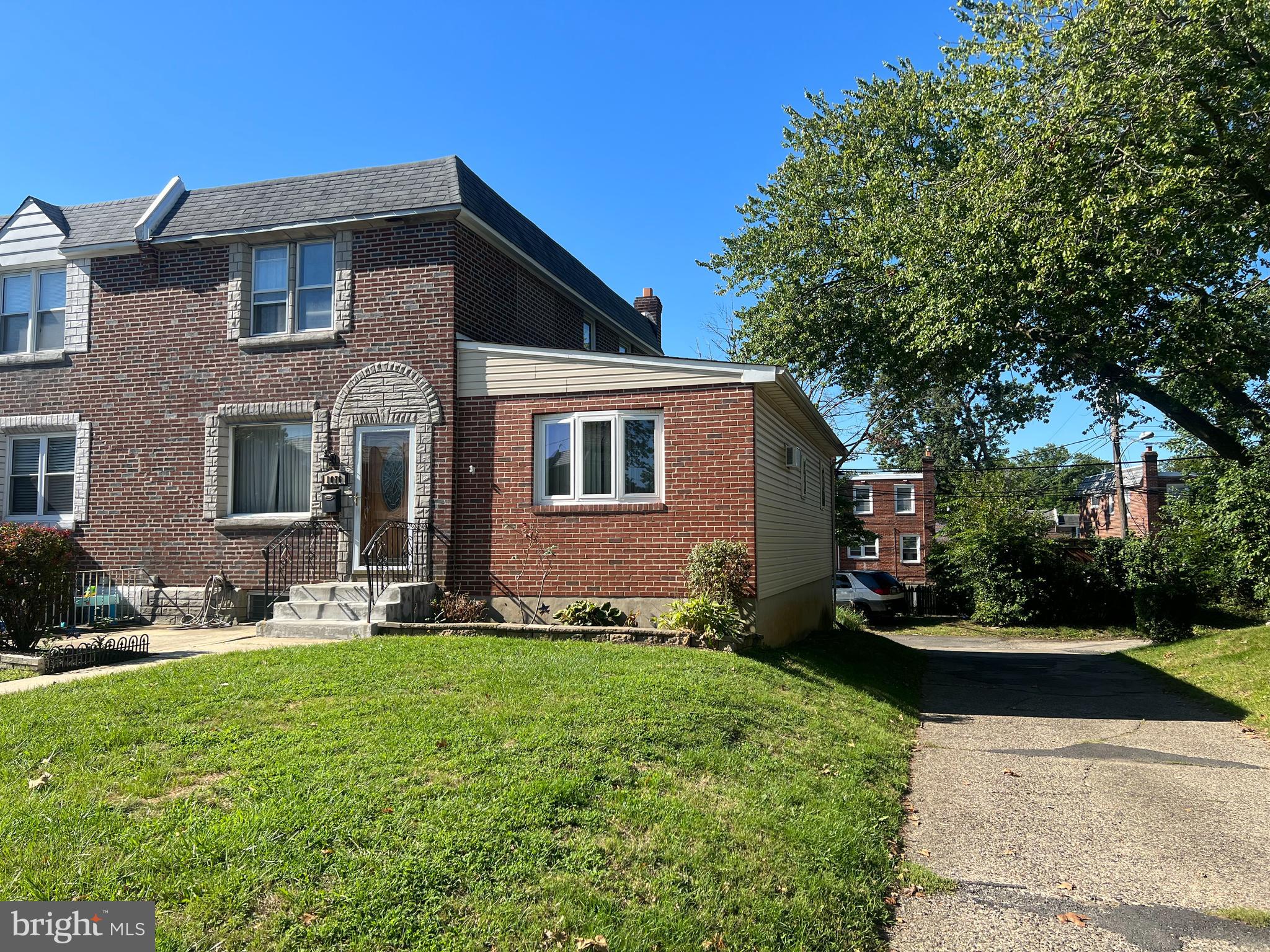 1076 Tremont Drive, Glenolden, PA 19036 Compass