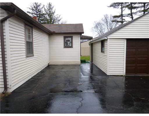 60191 Mayflower Road South Bend, IN 46614 - Photo 18 of 24 Gallery Image 18