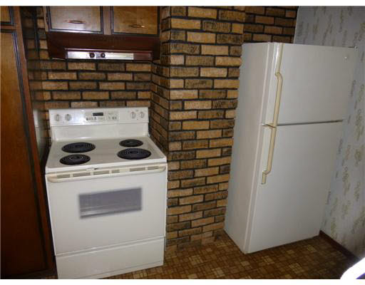 60191 Mayflower Road South Bend, IN 46614 - Photo 4 of 24 Gallery Image 4