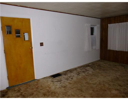 60191 Mayflower Road South Bend, IN 46614 - Photo 5 of 24 Gallery Image 5