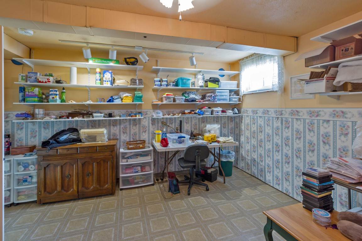 4784 Whittier Road Clayton, WA 99110 - Photo 16 of 20