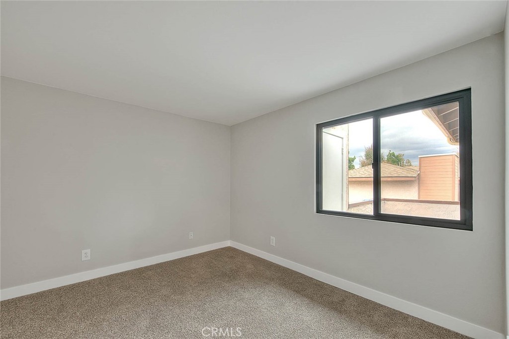 1333 Massachusetts Avenue, Unit 201 Riverside, CA 92507 - Photo 20 of 30