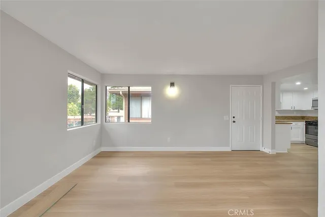 $265,900 | 1333 Massachusetts Avenue, Unit 201, Riverside, CA 92507