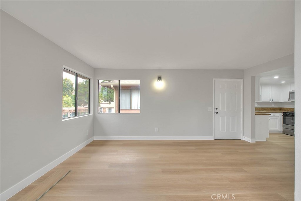 1333 Massachusetts Avenue, Unit 201 Riverside, CA 92507 - Photo 6 of 30