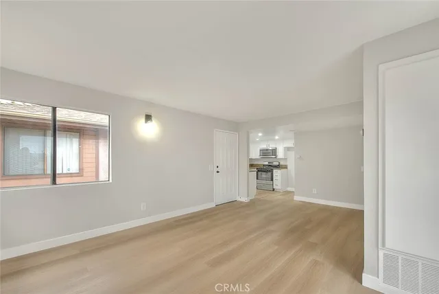 $265,900 | 1333 Massachusetts Avenue, Unit 201, Riverside, CA 92507