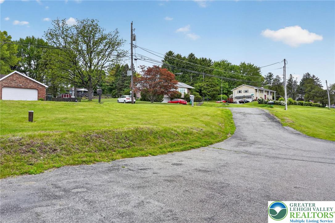 544 Bauer Road Bath, PA 18014 - Photo 43 of 47