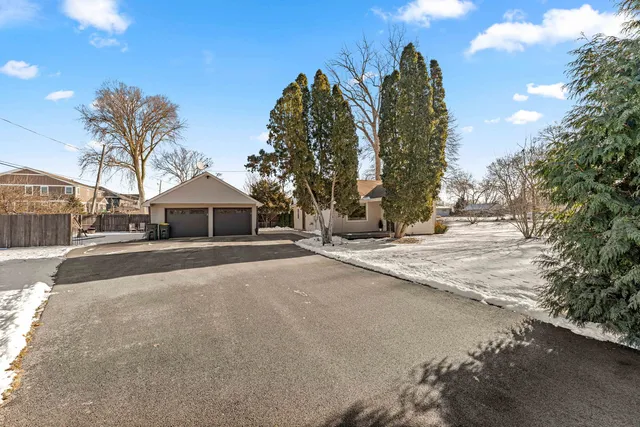 $379,000 | 425 Grove Street, Wood Dale, IL 60191