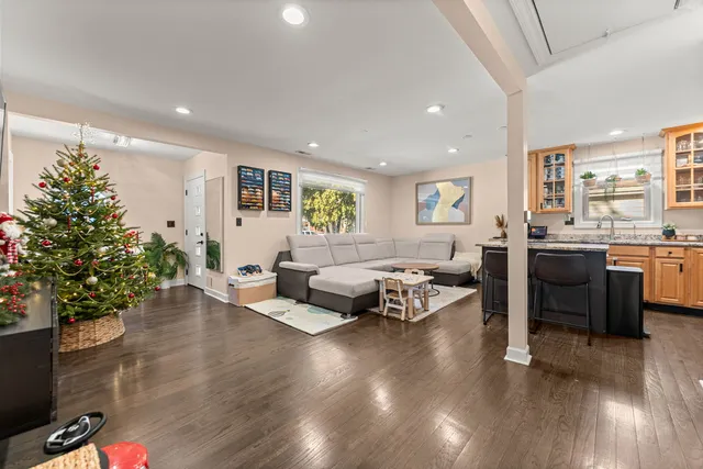 $379,000 | 425 Grove Street, Wood Dale, IL 60191