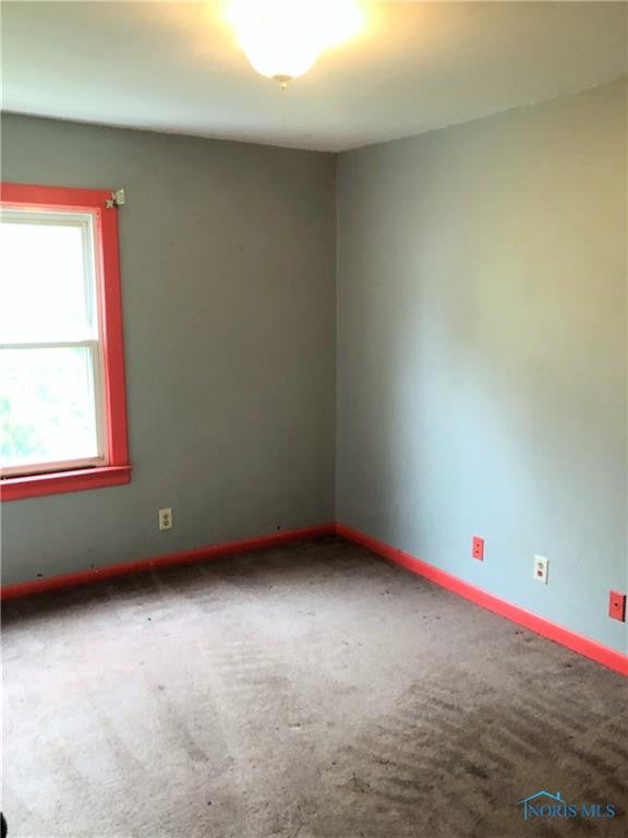 4018 Wetzler Road Toledo, OH 43612 - Photo 13 of 14 Gallery Image 13
