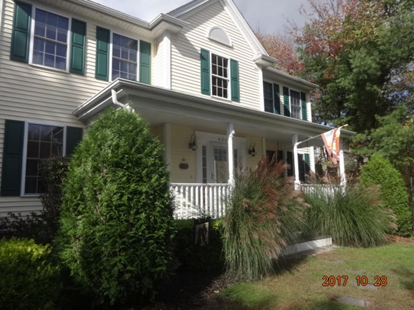 435 Middle Road Acushnet, MA 02743 - Photo 8 of 26 Gallery Image 8