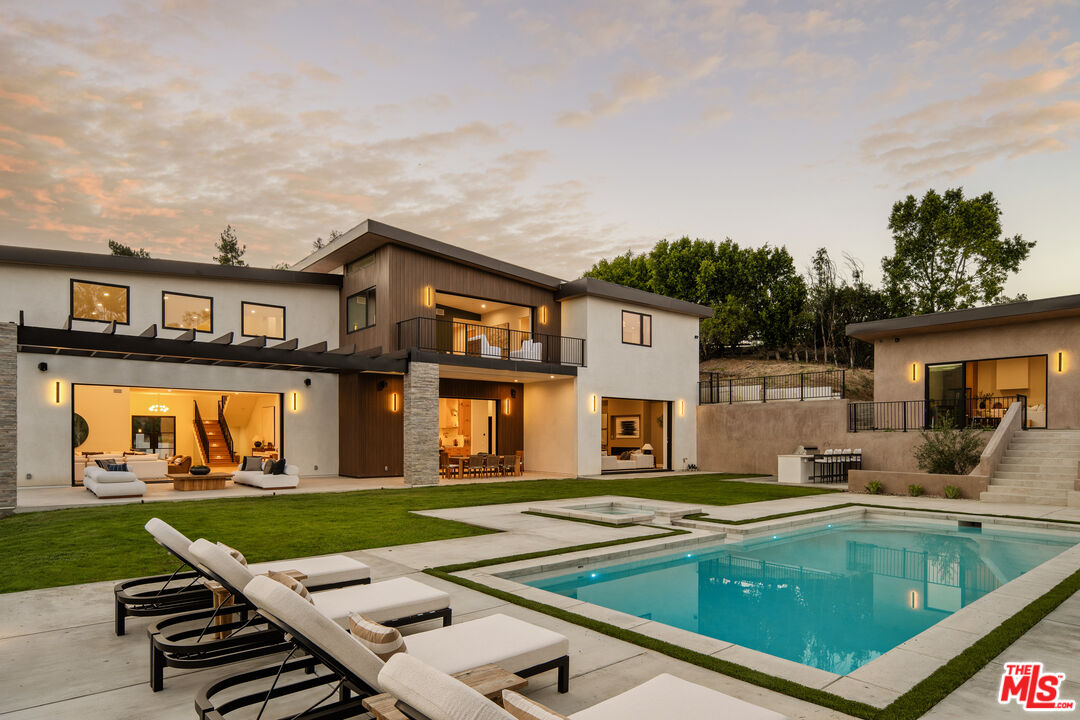 38 Dapplegray Road Bell Canyon, CA 91307 - Photo 1 of 36