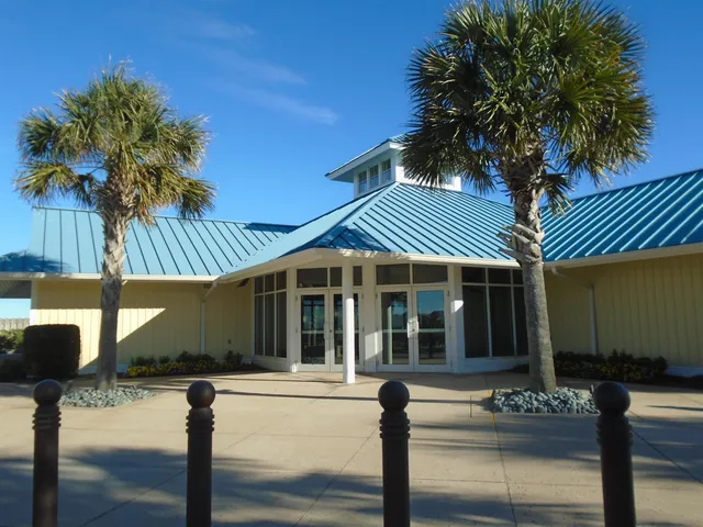$575,000 | 601 Retreat Beach Circle, Unit 128, Pawleys Island, SC 29585
