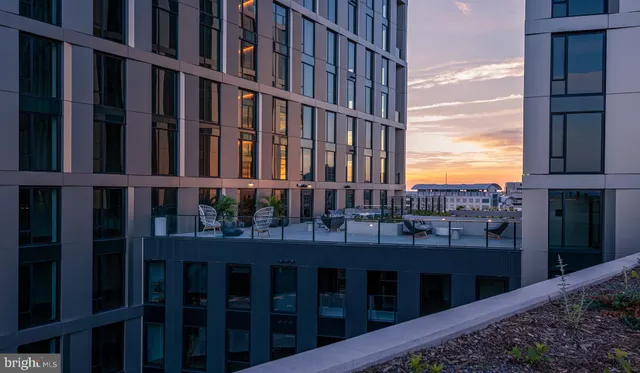 $3,700 | 4710 Elm Street, Unit 1BE2401, Bethesda, MD 20814