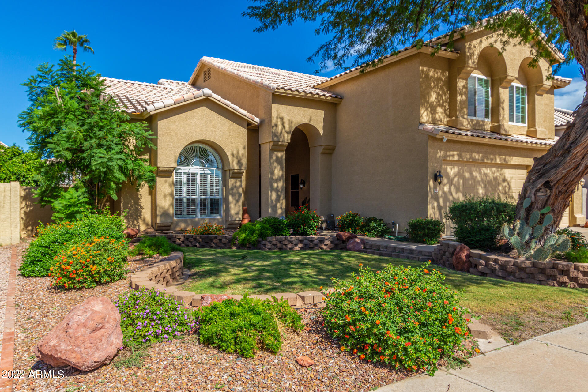 910 West Kathleen Road Phoenix, AZ 85023 - Photo 2 of 42 0003-03-Kathleen