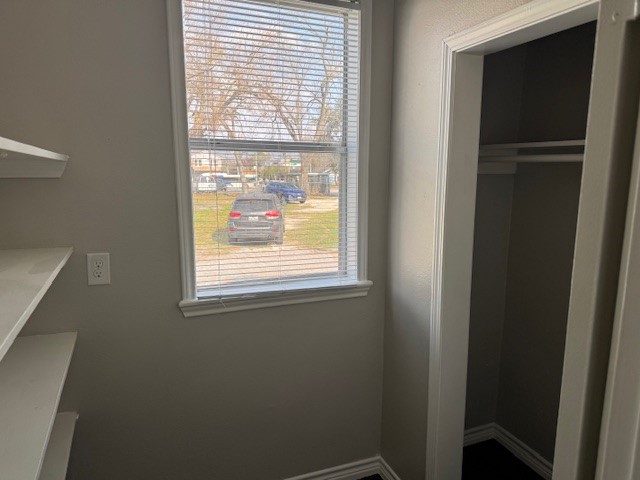2516 Berry Street Houston, TX 77004 - Photo 11 of 13 Back Bedroom