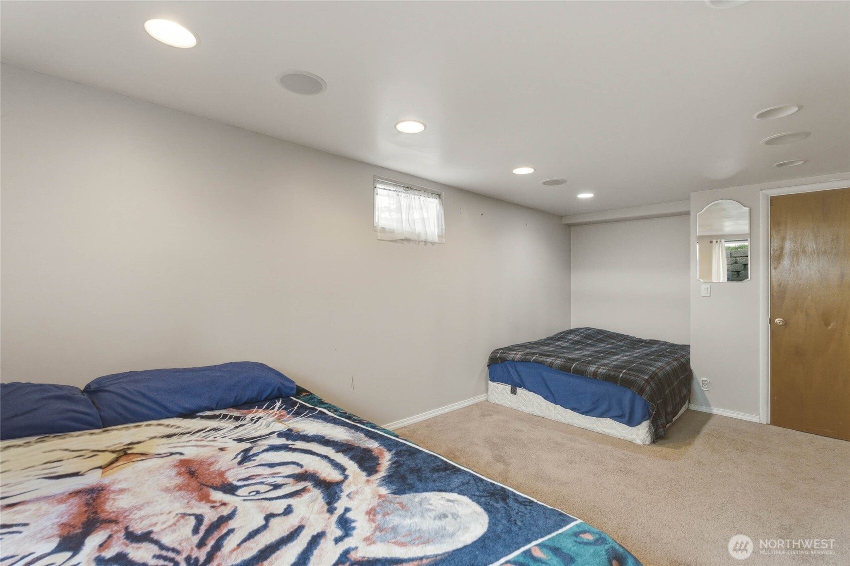 33 North Furney Street Wenatchee, WA 98801 - Photo 17 of 30 a bedroom with a bed and a dresser