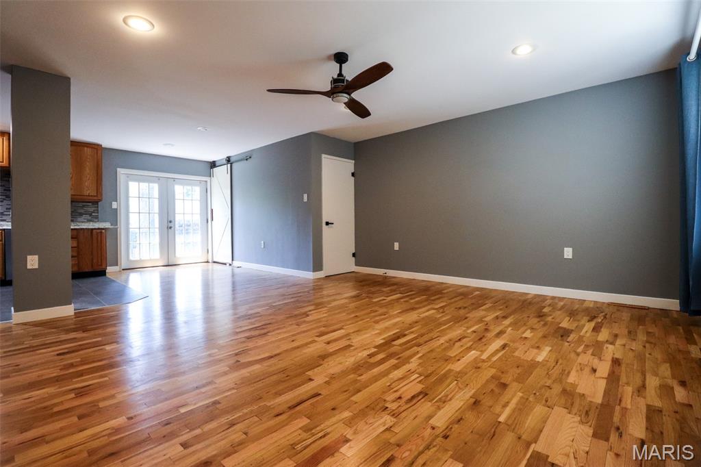 9110 Radiom Drive St. Louis, MO 63123 - Photo 2 of 23