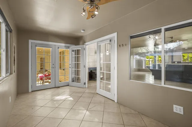 $599,000 | 19782 Old Oregon Trail North, Redding, CA 96003