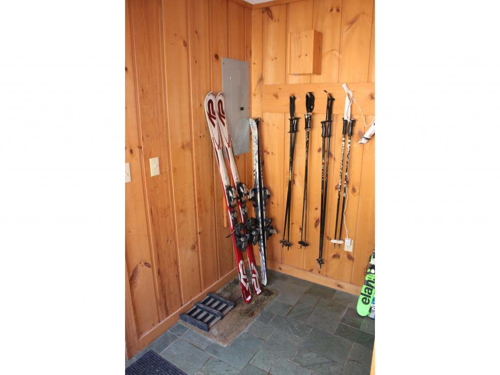 104 Easterly Road, Unit 1 Lincoln, NH 03251 - Photo 24 of 36