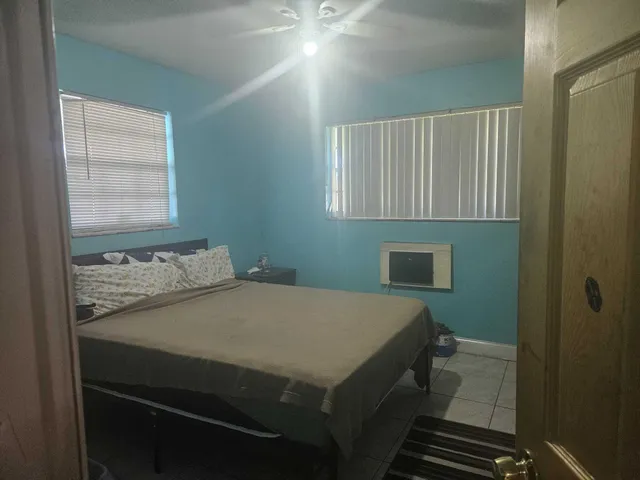 $420,000 | 709 Southwest 4th Street, Hallandale Beach, FL 33009