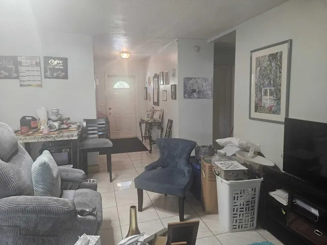 $420,000 | 709 Southwest 4th Street, Hallandale Beach, FL 33009