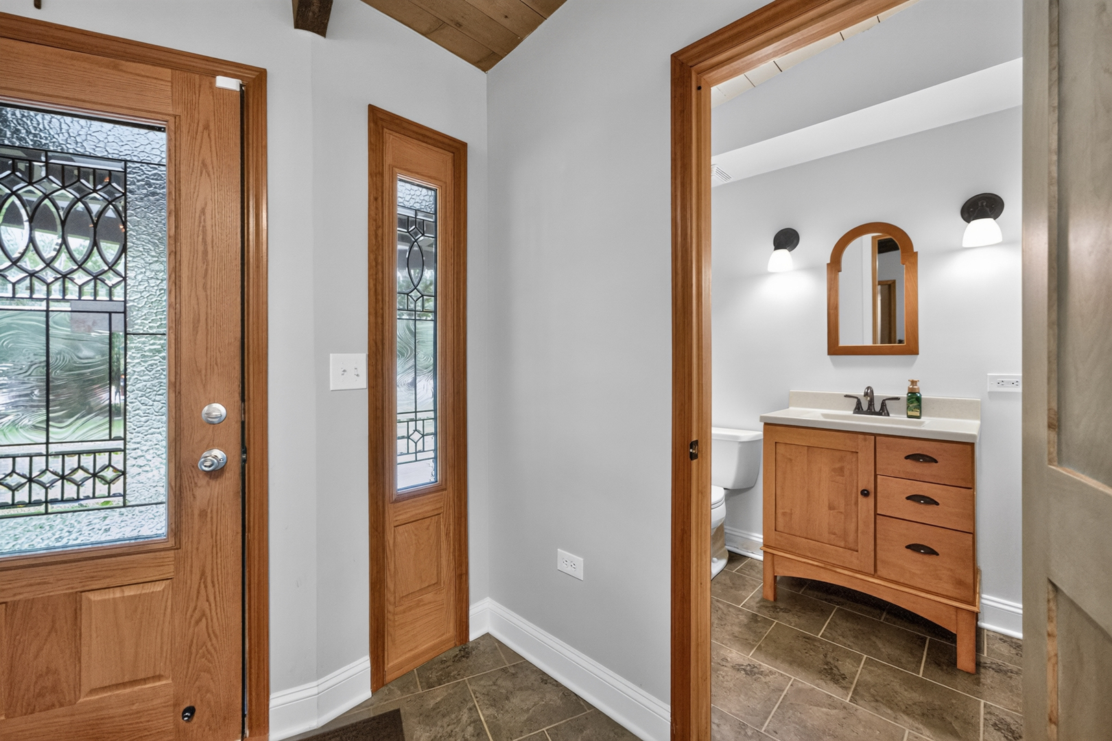 1S670 Winfield Road Wheaton, IL 60189 - Photo 18 of 31 Gallery Image 18