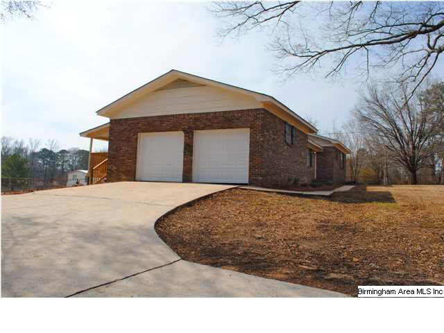 6934 Harpers Dairy Loop Bessemer, AL 35022 - Photo 3 of 32