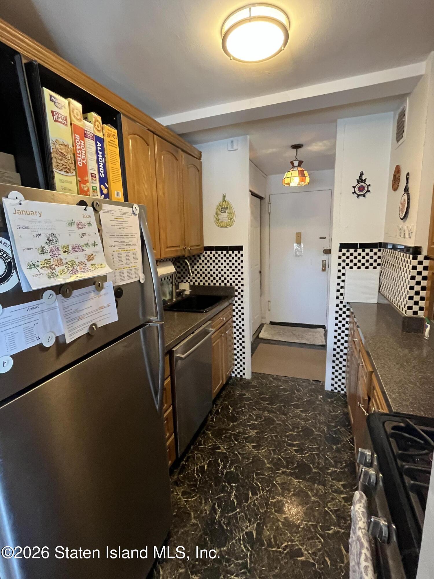 1100 Clove Road, Unit 7M Staten Island, NY 10301 - Photo 11 of 37 IMG_6099