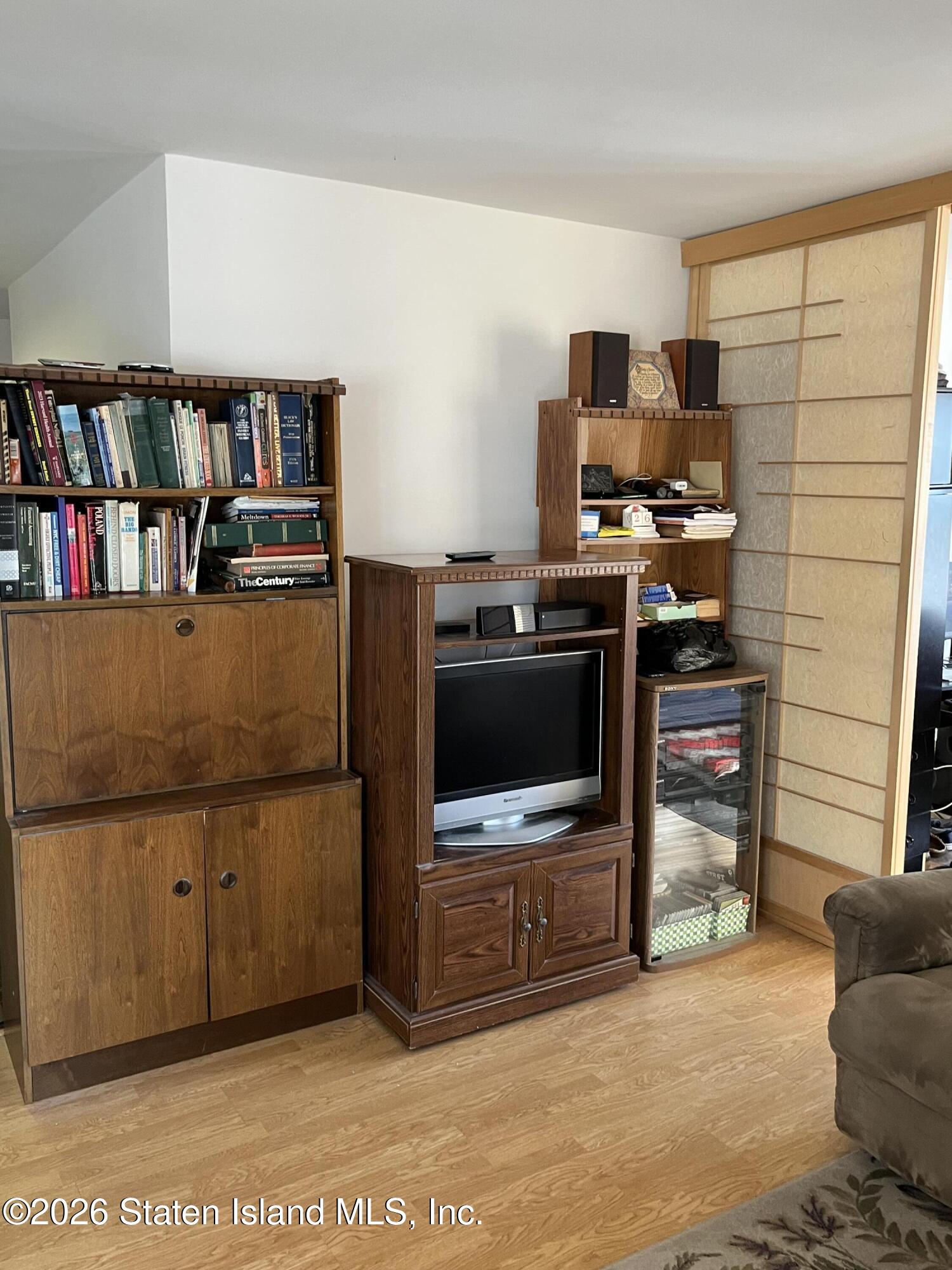 1100 Clove Road, Unit 7M Staten Island, NY 10301 - Photo 21 of 37 IMG_6115