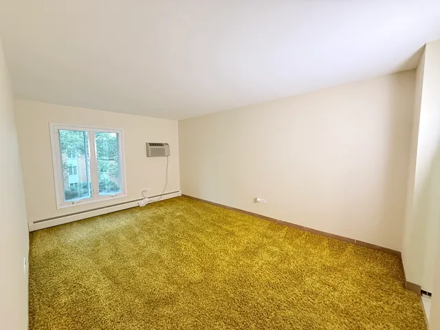 $210,000 | 4250 Saratoga Avenue, Unit L305, Downers Grove, IL 60515