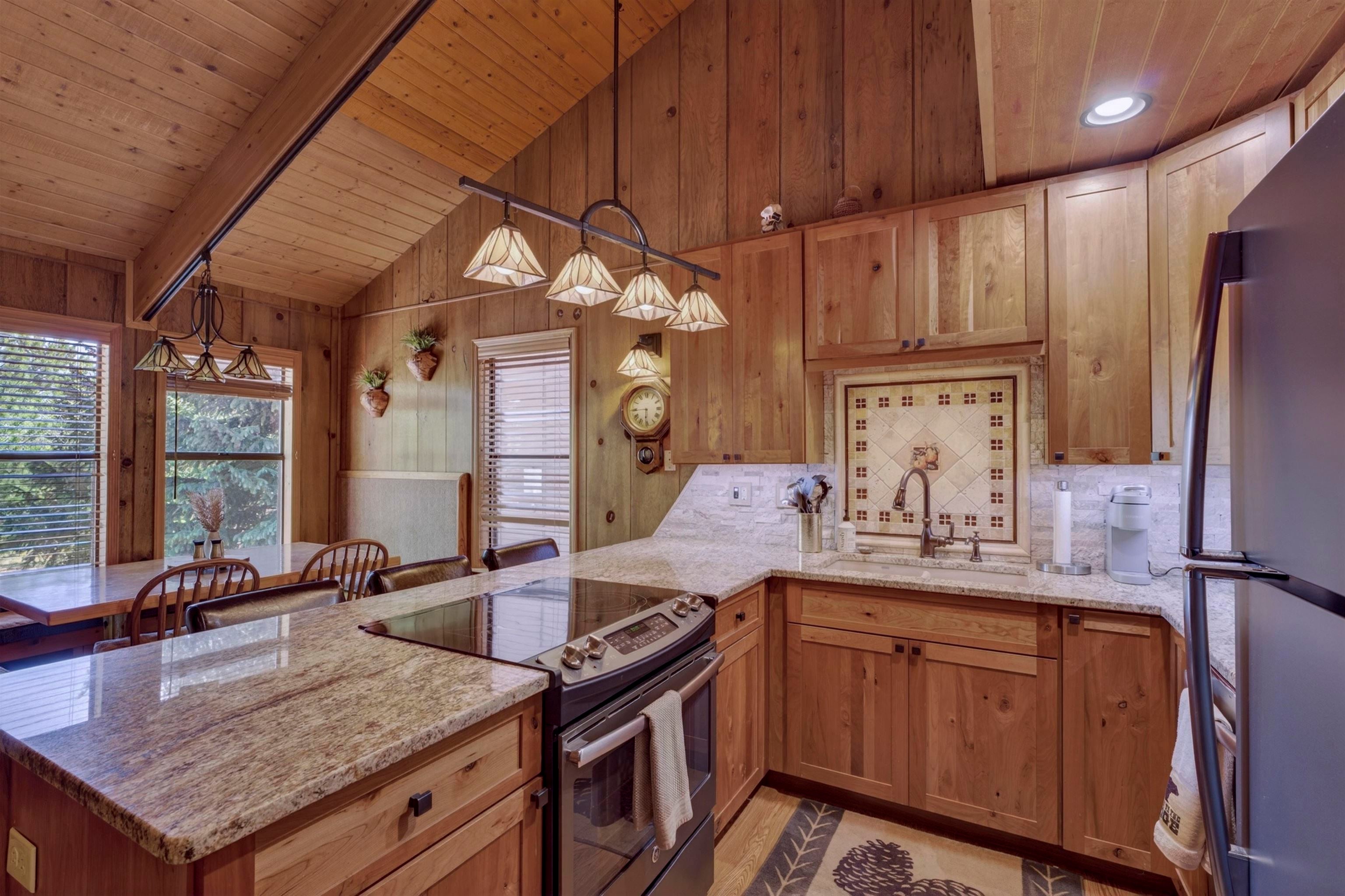 44 Mammoth Mountain Road, Unit 17 Angel Fire, NM 87710 - Photo 2 of 33 Gallery Image 2